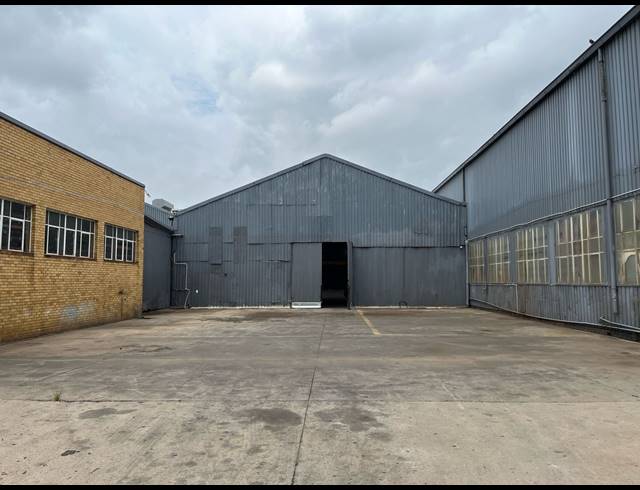 999M² WAREHOUSE TO LET IN ELANDSFONTEIN
